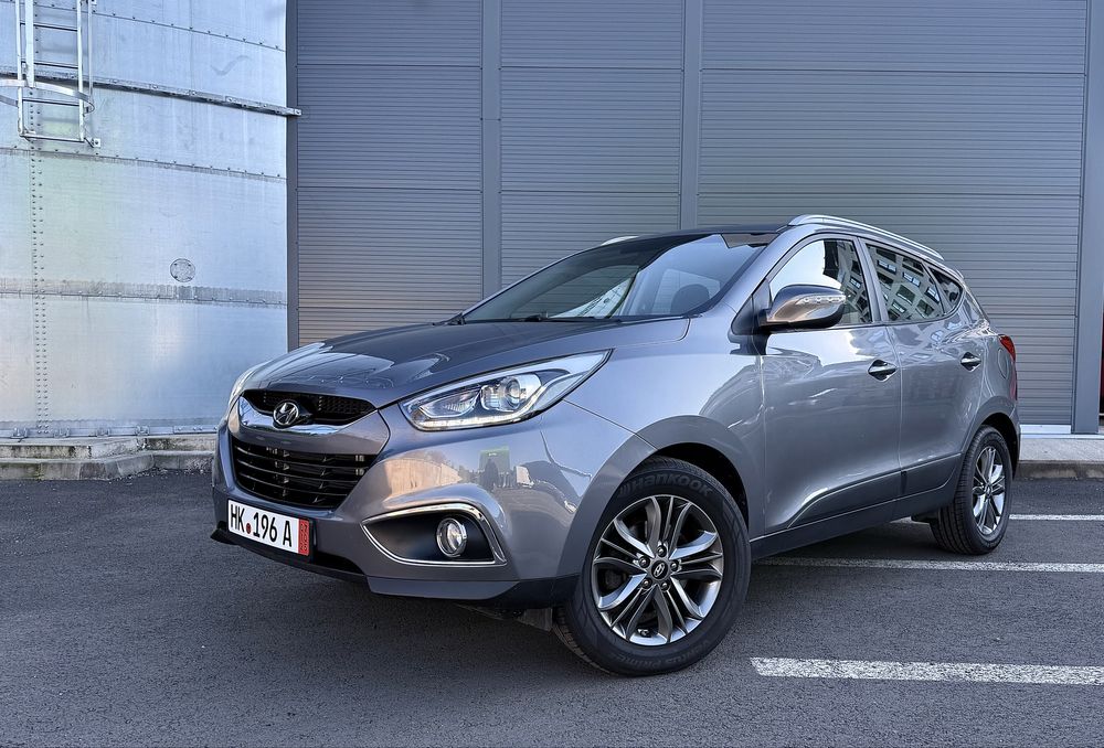 Hyundai ix35 , 4wd automatic diesel , carte service