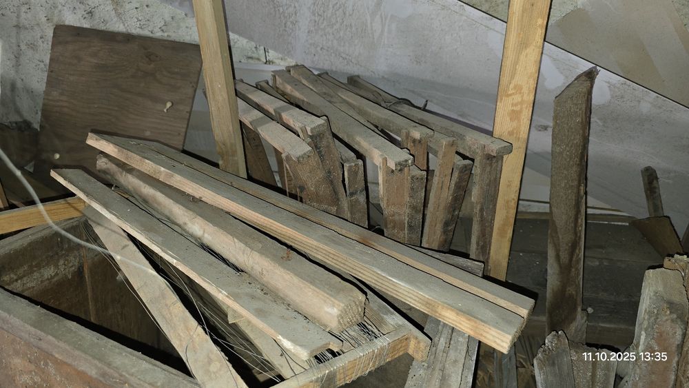 Дрова для печки.