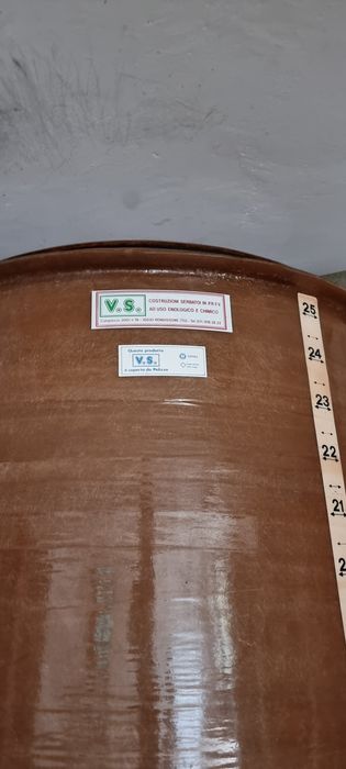 Butoi  cisterna  din fibră de sticlă uz alimentar