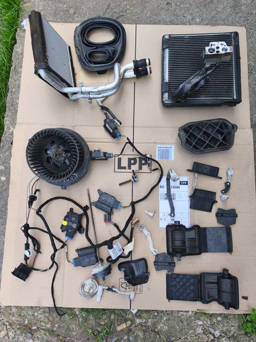 Radiator habitaclu / motorașe/ aerotermă Volkswagen Passat B6 2005- 10