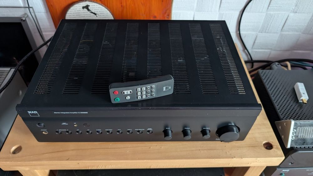 Nad  c356 bee  amplificator cu telecomanda  de top