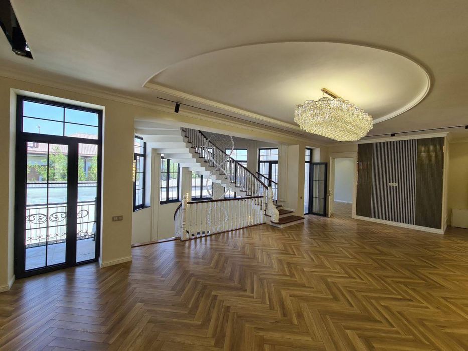 Продается Амир Темур Махалля  Дом 6 соток 8 комнат люкс ремонт