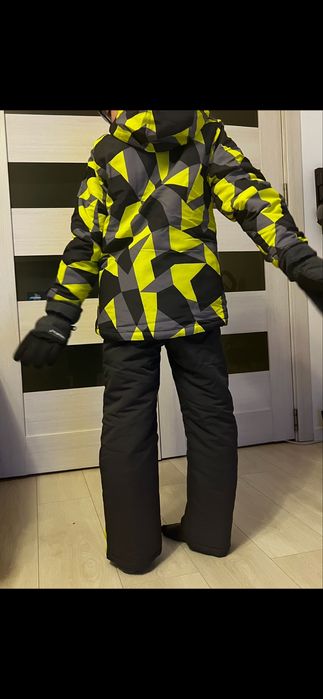 Set geaca si pantaloni ski zapada copii 7-8 ani NOU