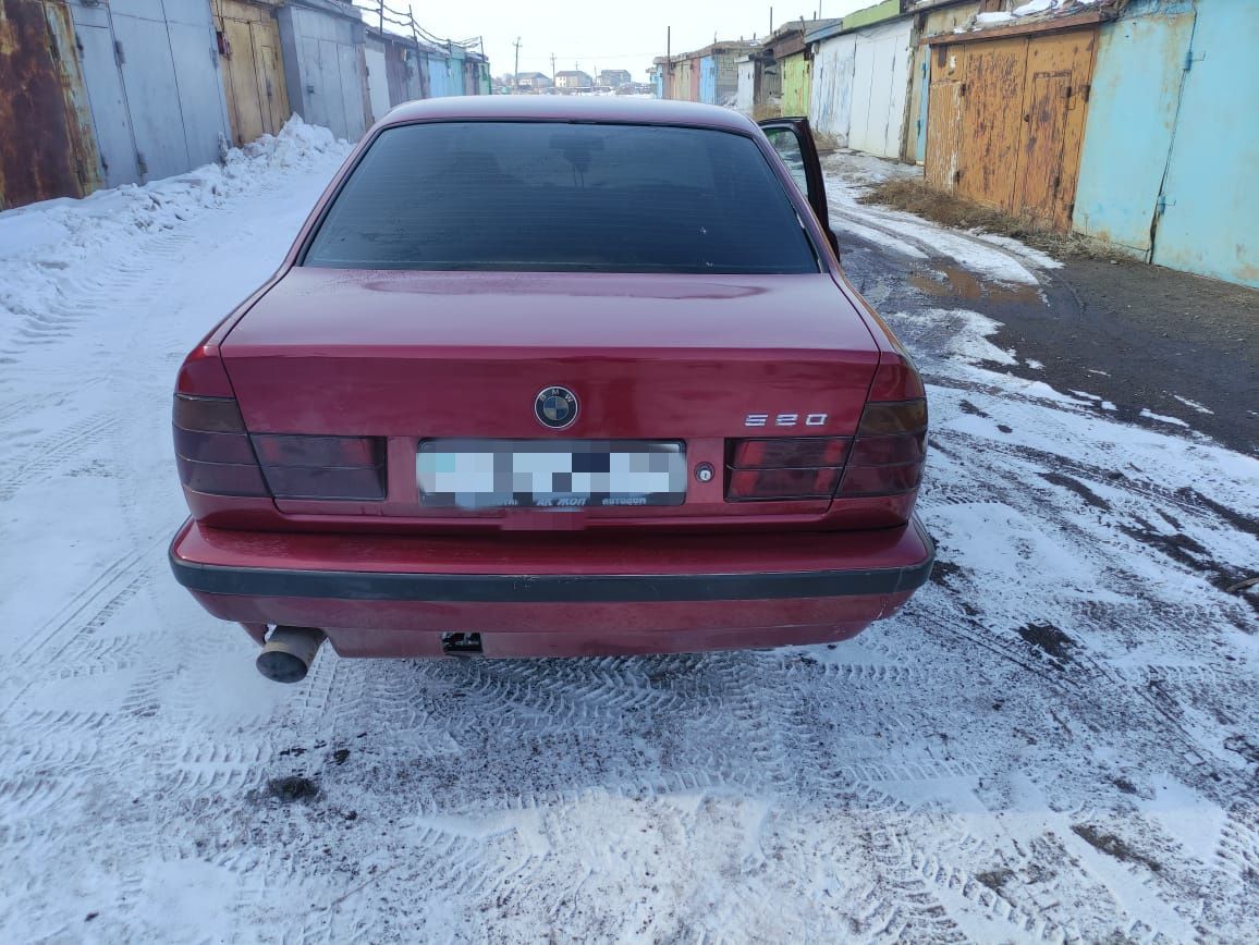 Продам BMW 520i 2.0