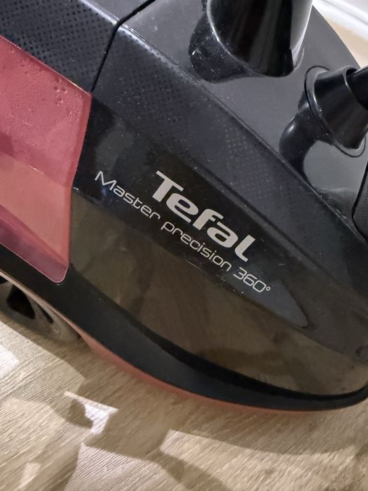 Отпариватель для одежды Tefal Master Precision 360°