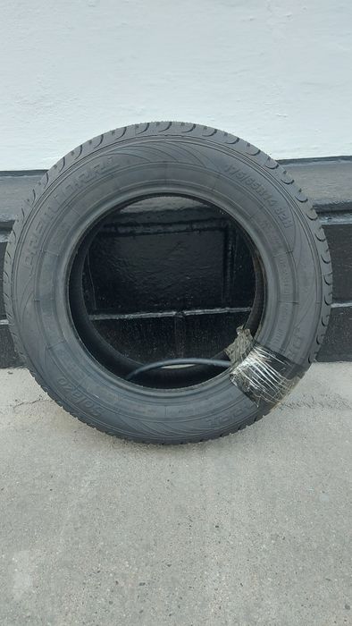 Резина  на легковой автомобиль 175/65R
