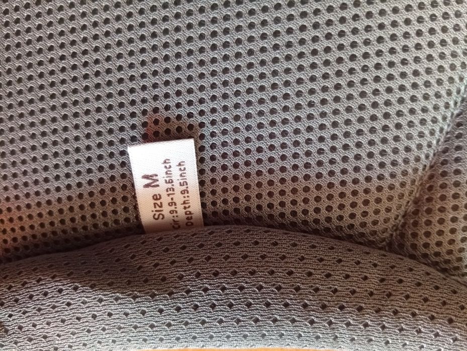 Vând guler protector pentru câini NOU