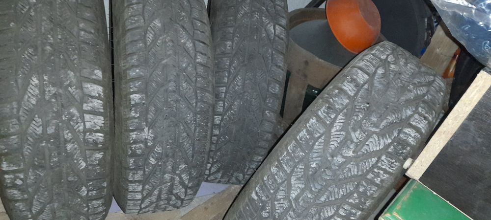 Anvelope iarna Tigar Logan+jante tabla din fabrica