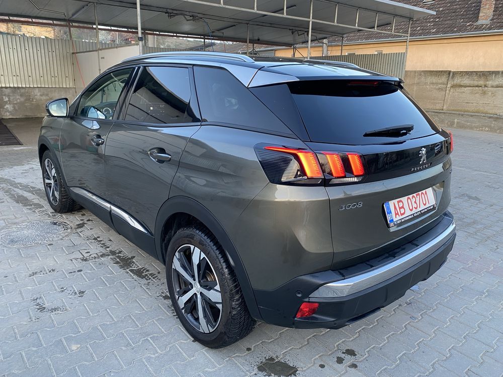 Peugeot 3008/ 1.2 i/131 cp/euro 6