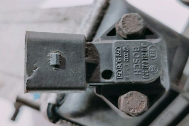 Senzor presiune intercooler 059906051 Audi A6 4B/C5 (facelift)