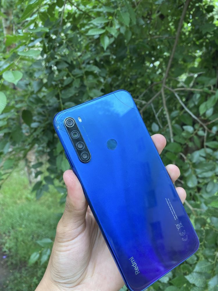 Продам срочно Redmi note 8 128GB