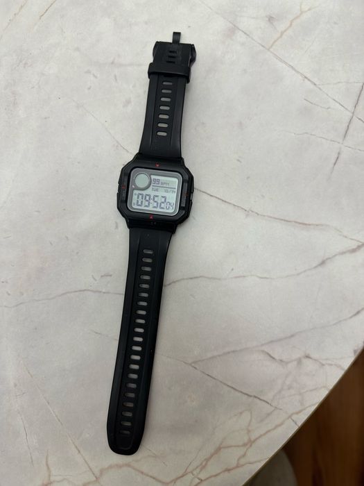 Amazfit хороший смарт часы