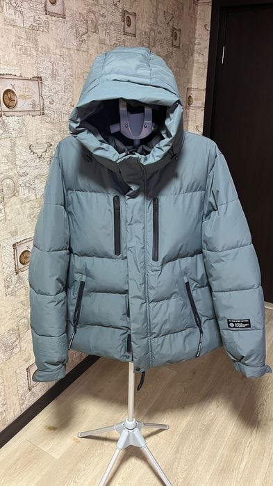 Продам зимнюю куртку