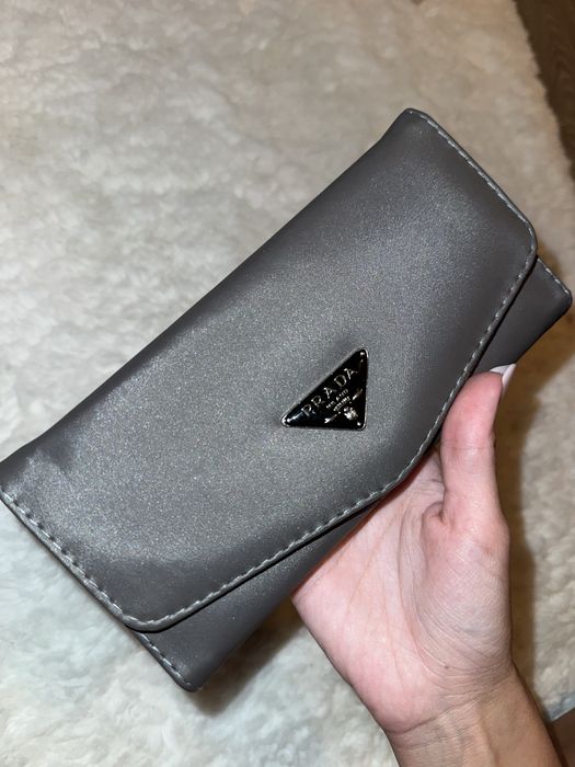 Portofel Prada.