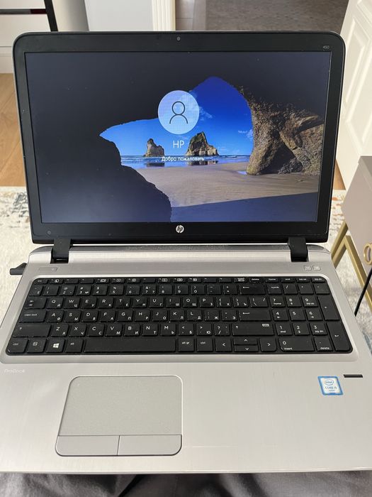 Ноутбук HP в хорошем состояний