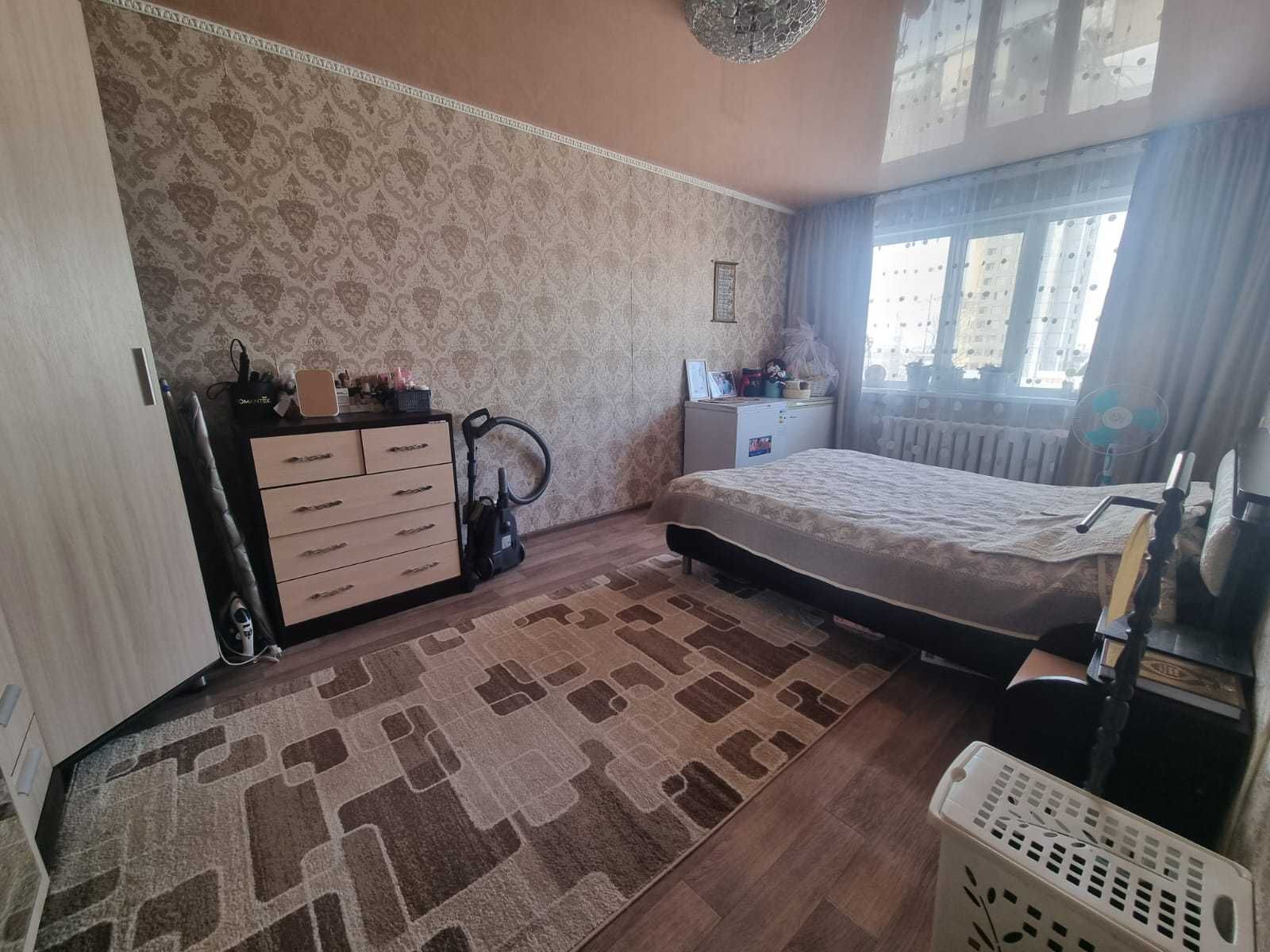 Продам 3 комнатную квартиру. Центр. Торг