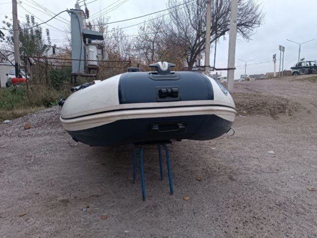 Лодка из ПВХ для рыбалки и прочее другое