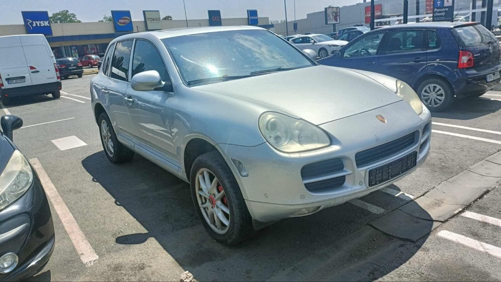 Vând Porsche Cayenne Benzina.3.2v6 Fab 2006 Adus Olanda Contact defect
