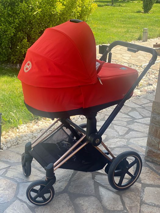 Кош за новородено Cybex E-Priam lux