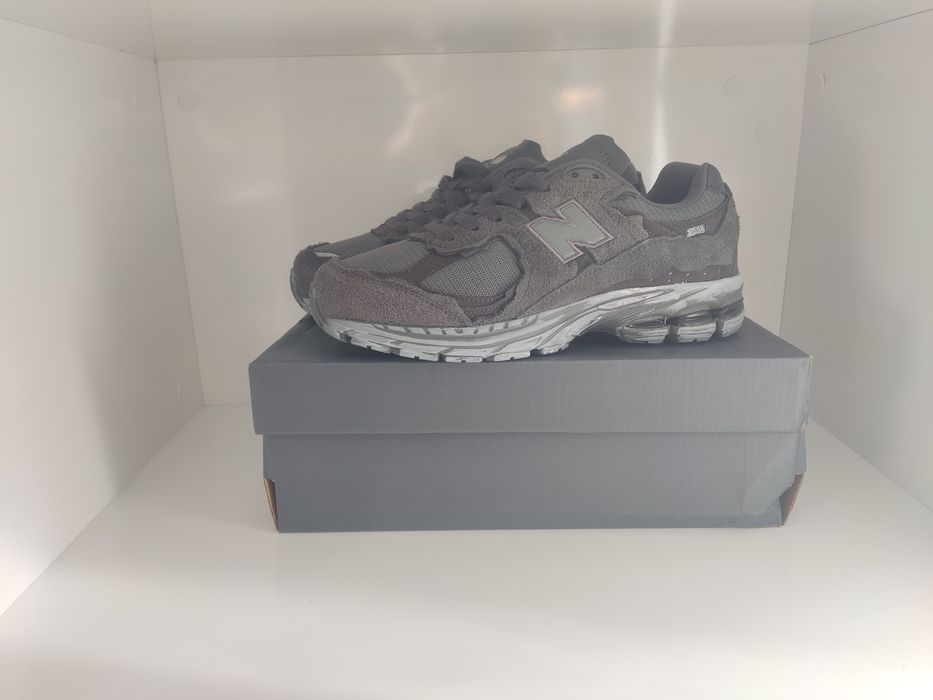 New balance 2002r Phantom