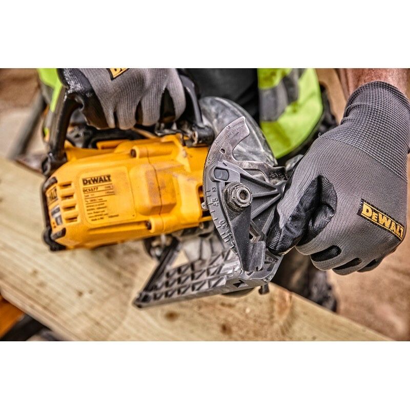 Акумулаторен циркуляр DeWALT DCS577N FLEXVOLT, 54V
