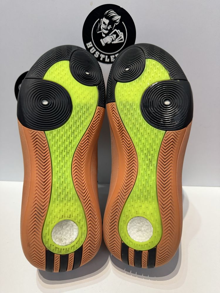Маратонки ADIDAS Harden Vollume 8 .Номер 42