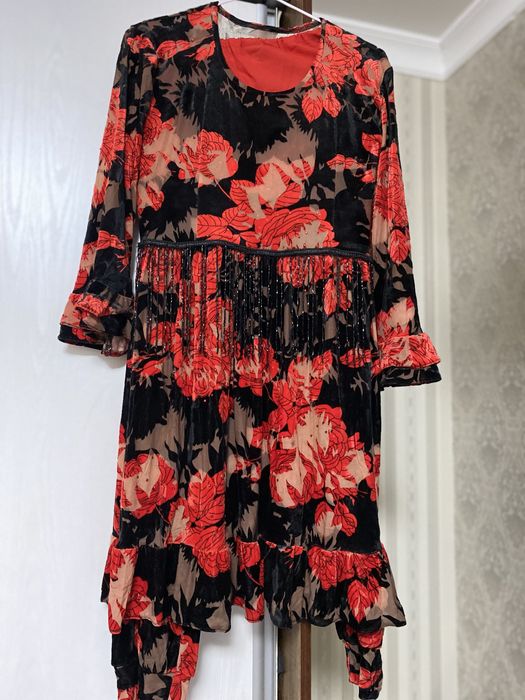 Uyda kiyishgq koylaklar