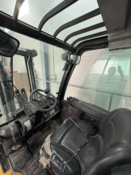 Motostivuitor 2,5t cabina inchisa 2010 GPL