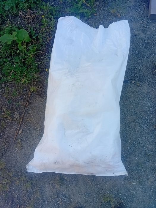 Мешки  б / у продавца  тенге 25
