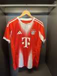 Fc Bayern Home Kit 2025/2026