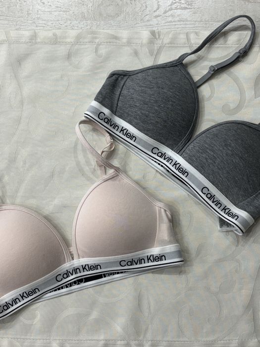 Два броя дамски сутиени-Calvin Klein