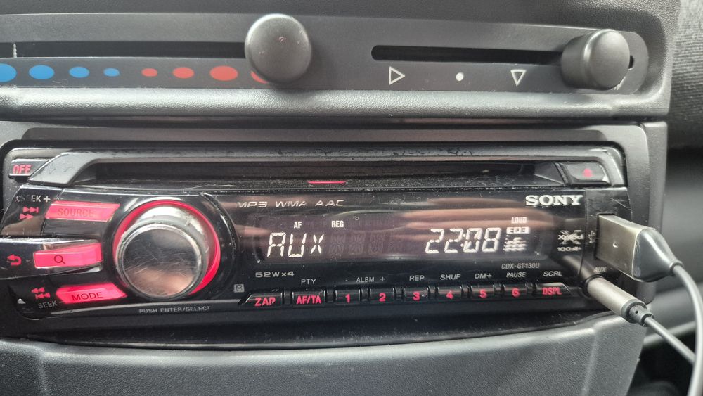 Casetofon auto Sony mp3 aux bluetooth