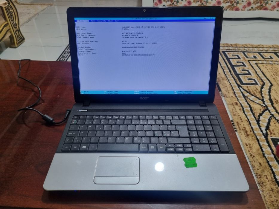 Vand laptop accer stare perfecta impecabila