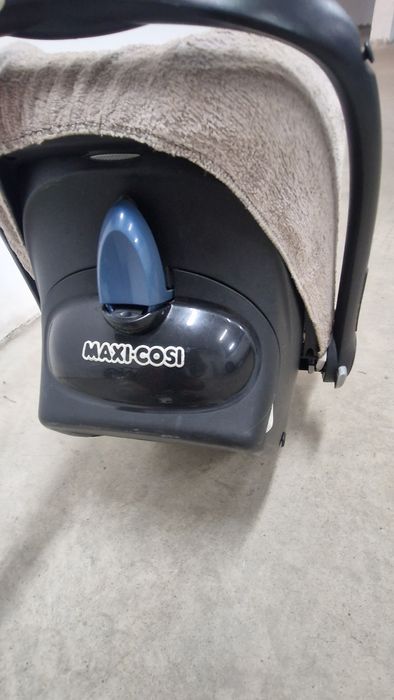 Детско столче за кола/ кош