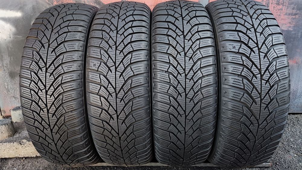 4бр. зимни гуми 185/65/15 Kumho Winter Craft WP52, dot23
dot238
Добро