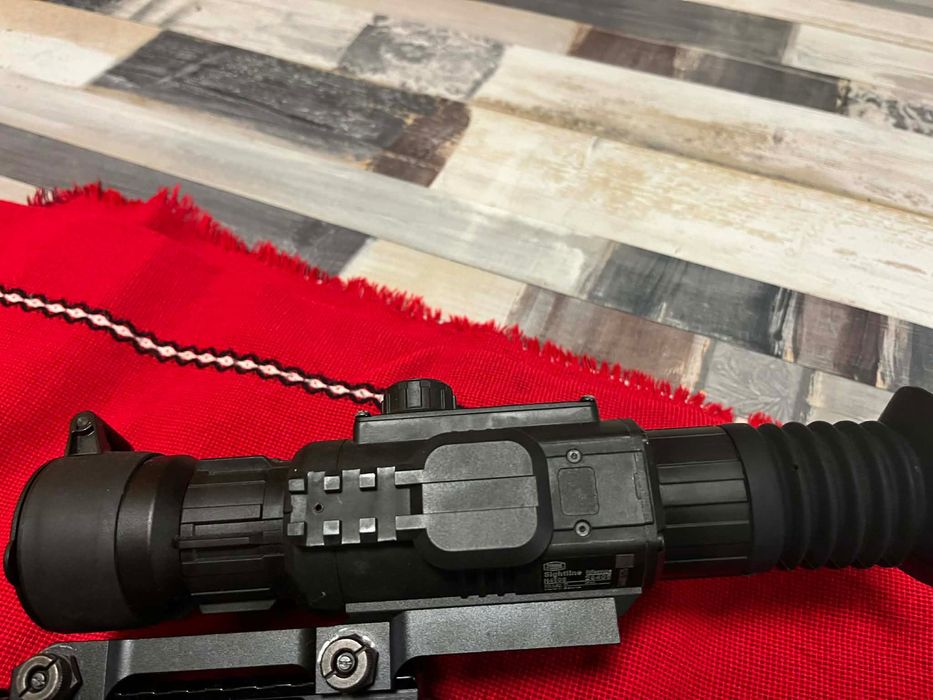 Нощен прицел YUKON