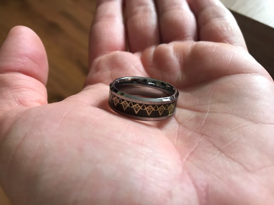 Inel freemason negru