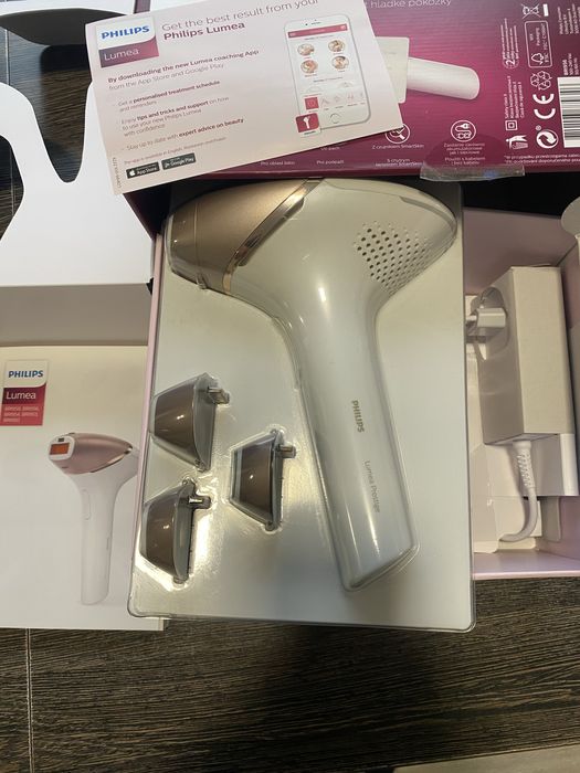 Фотоепилатор PHILIPS LUMEA BRI 959