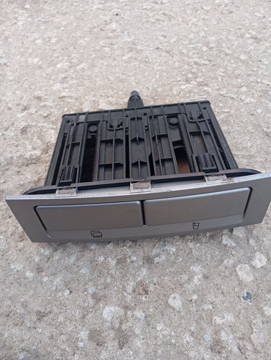 Поставка за чаши (cup holder) Alfa Romeo 147