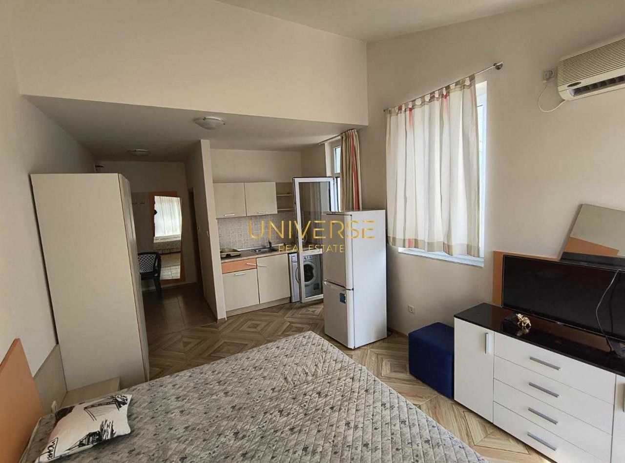 Продава се Едностаен апартамент в к.к. Слънчев бряг - 53 кв.м за 963 €/кв.м - Снимка #2