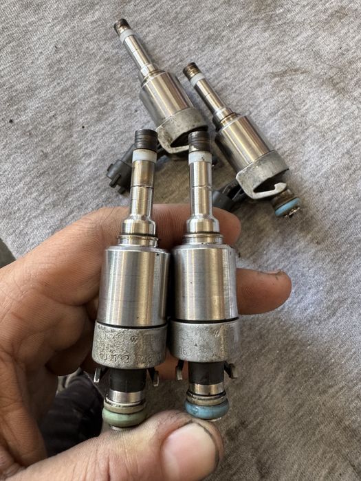 ARP шпилки 2.0tfsi, инжектори s3 8p 265к.с., Intake 2.0tfsi 76mm