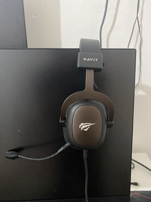 Игровой наушник сатылады!!