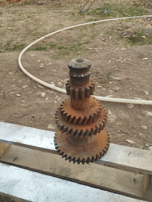 Блок шестерна на Газ -53.