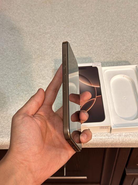 iPhone 16 Pro Max 256 GB Desert IDEAL 2Ta bor