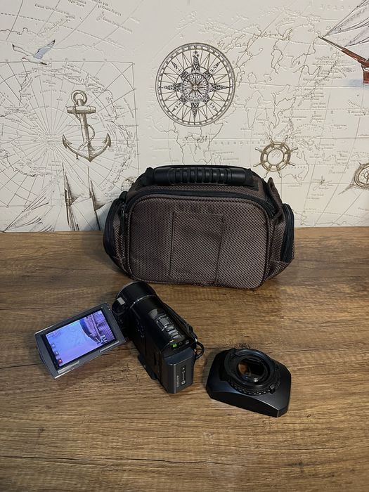 видеокамера Sony Handycam HDR-PJ580