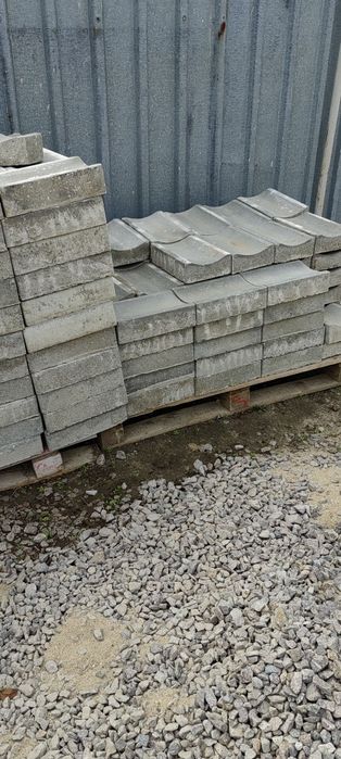 Pavele și rigole noi