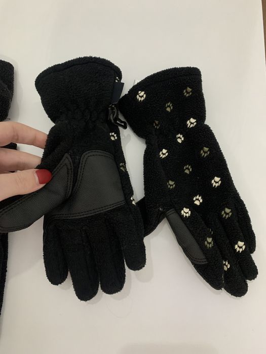 Set Jack Wolfskin Caciula Manusi si fular