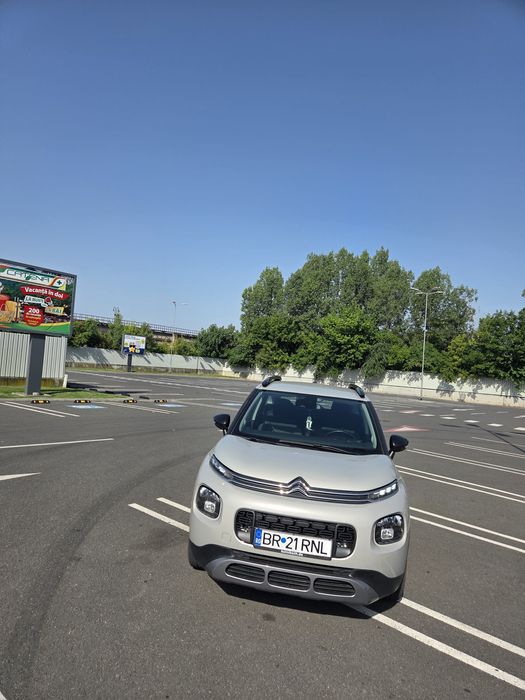 Proprietar vând Citroen c3 aircros 1,2benzina,anul 2020
