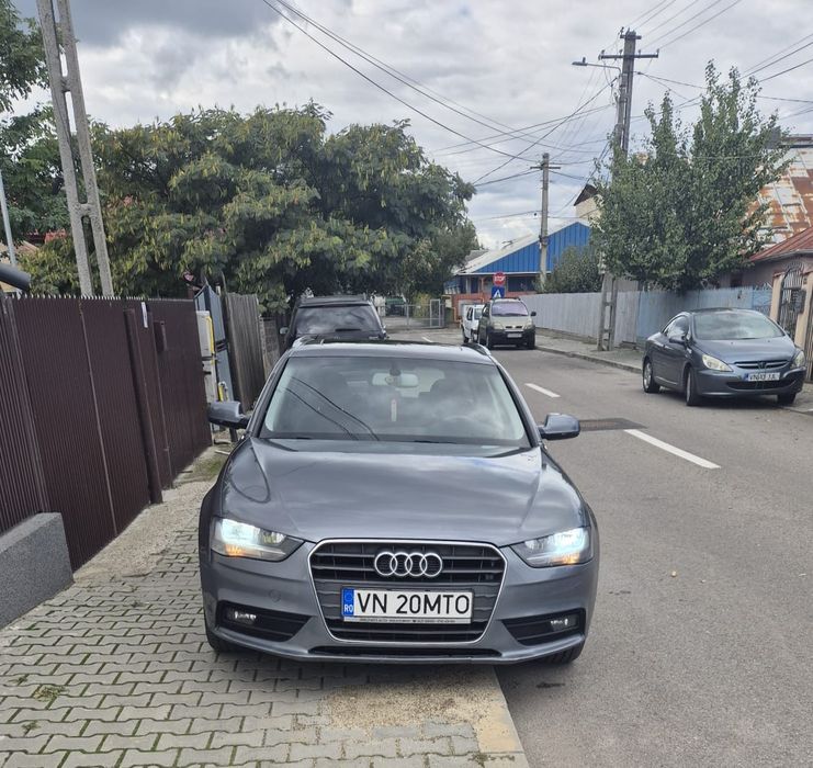 Audi A4 1.8 TFSI – 2012 – Automat8+1