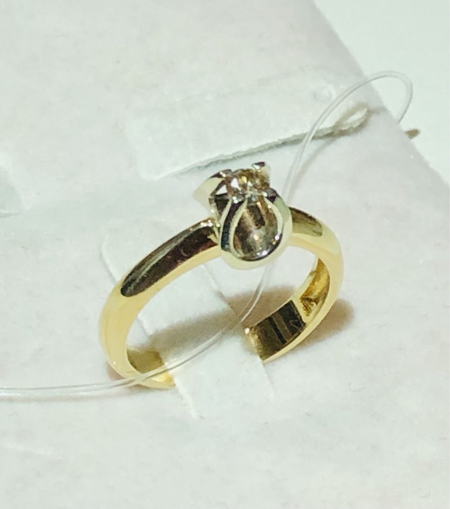 Кольцо золотое с бриллиантом 585 Россия